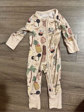 Newborn Beige Tropical Print Zipper Footie One-Piece Disney Aulani